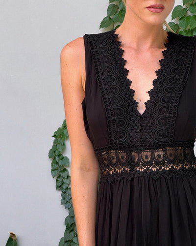 Selly - Elegantes Kleid für Damen mit V-Ausschnitt