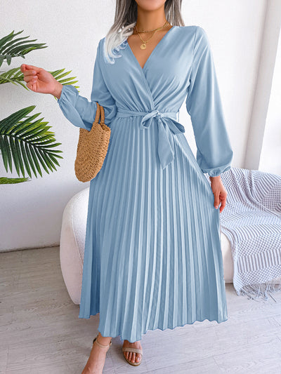 Aventura – Elegantes Plissee-Wickelkleid