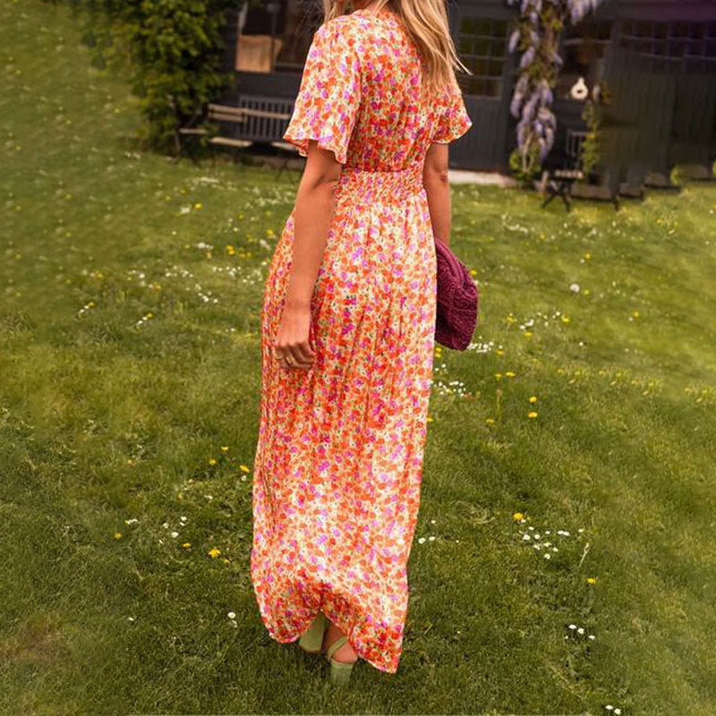 Samantha – Blumiges V-Ausschnitt-Kleid